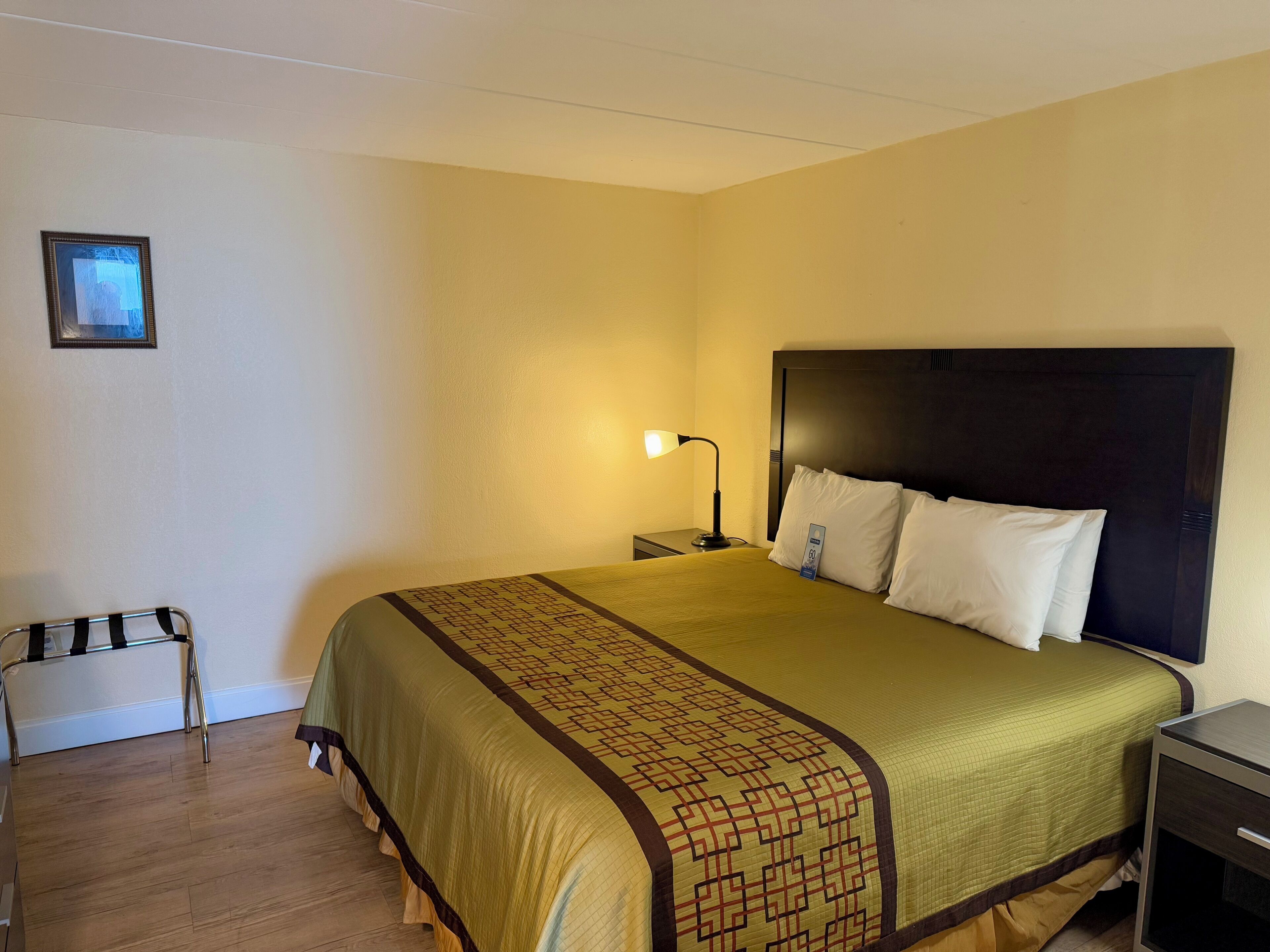 1 makuuhuone, tallelokero huoneessa, silitysrauta/-lauta, ilmainen Wi-Fi