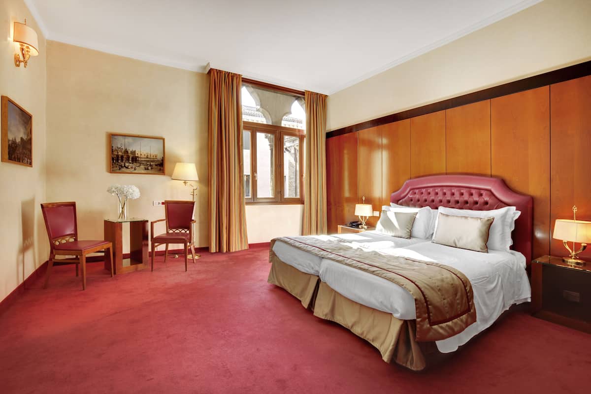Premium bedding, minibar, in-room safe, desk