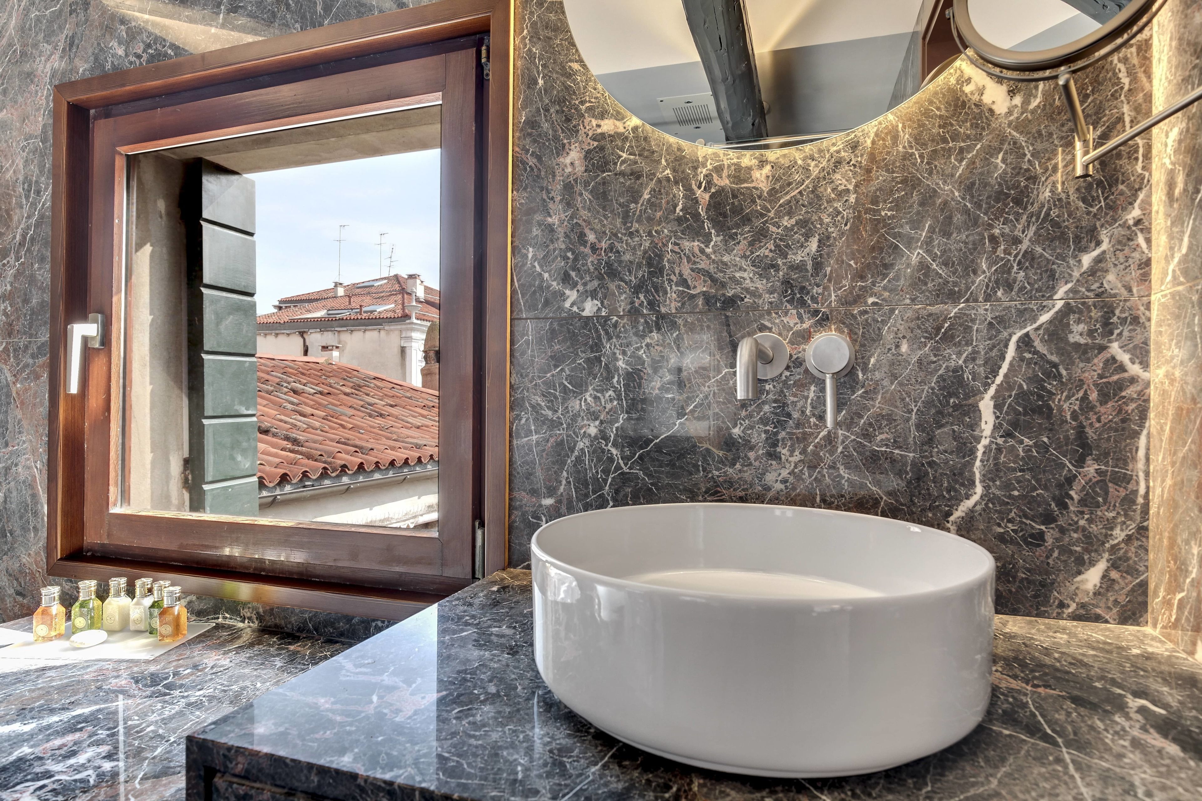 junior double or twin room | bathroom | free toiletries, hair dryer, bidet, towels