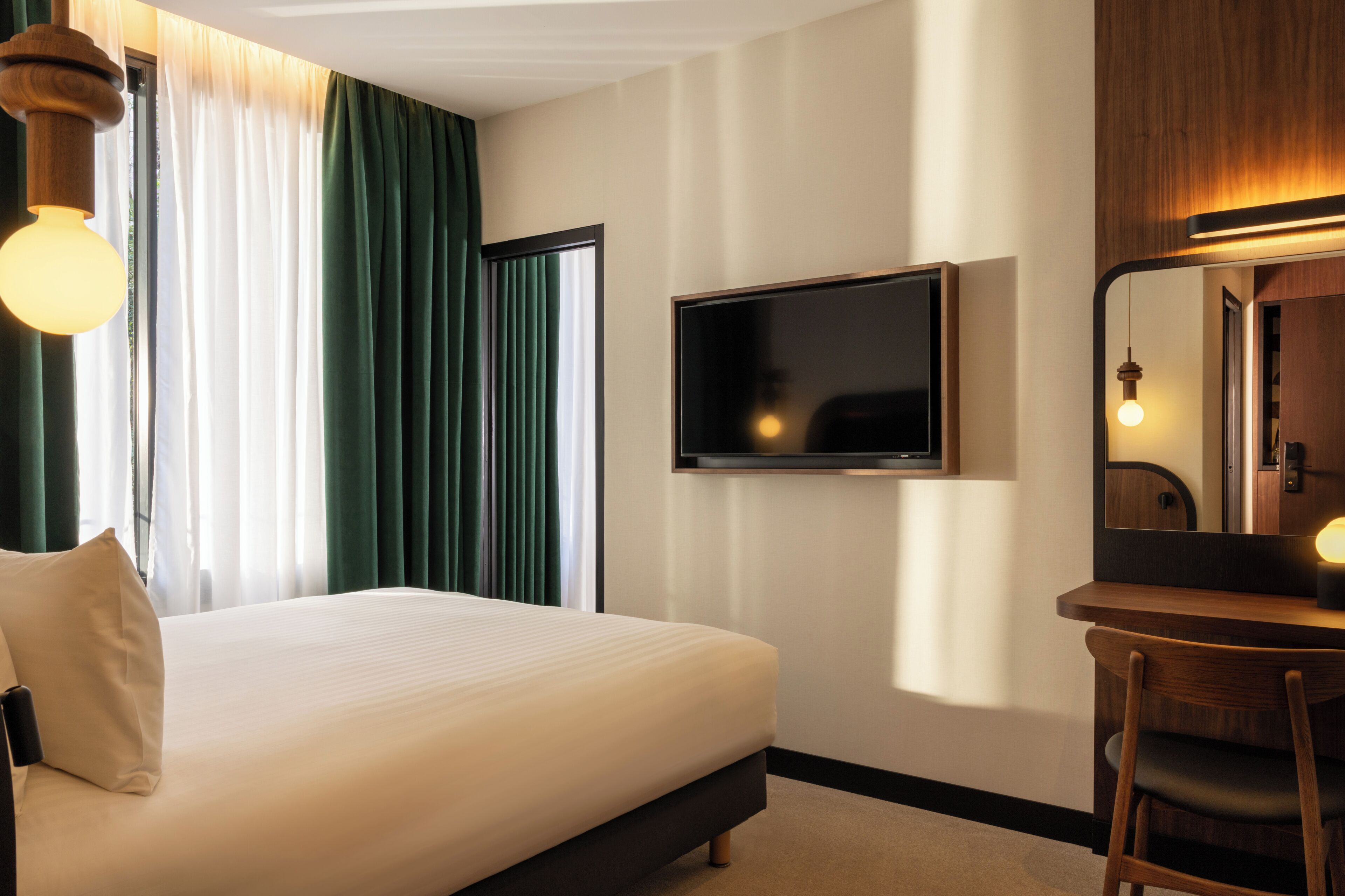 Comfort Triple Room | Premium bedding, in-room safe, desk, laptop workspace