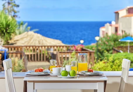 5 restaurants; breakfast, lunch and dinner served . Vasia Resort & Spa