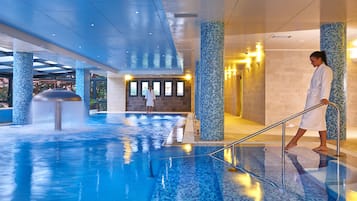 Indoor pool, seasonal outdoor pool, sun loungers