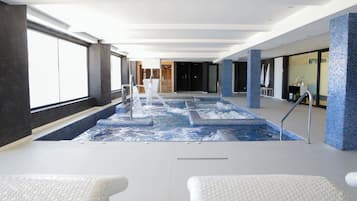 Sauna, steam room, massages