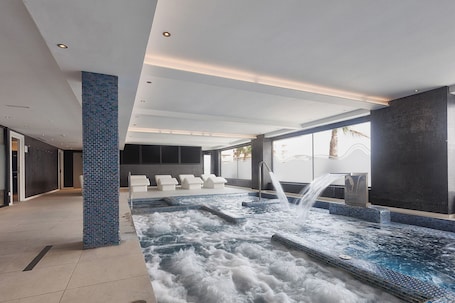 Sauna seca, sauna a vapor, massagens. Eurostars Puerto de Ibiza