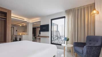 Down duvets, minibar, in-room safe, individually decorated