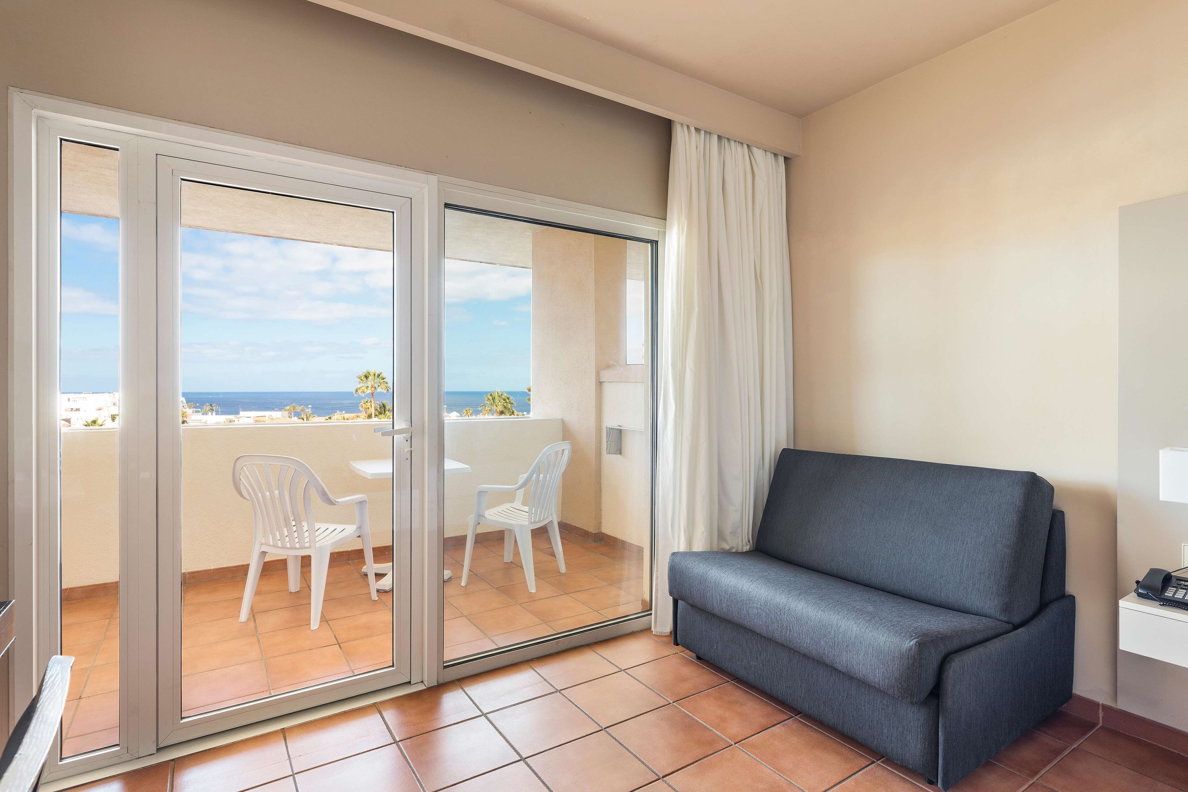 1 bedroom, minibar, in-room safe, desk