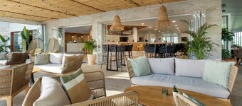 Universal Aparthotel Elisa