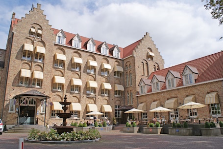 Extérieur. Fletcher Hotel-Restaurant De Dikke Van Dale