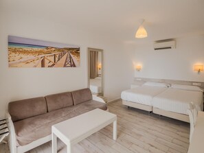 Living area | TV - Sun Club El Dorado (Llucmajor)