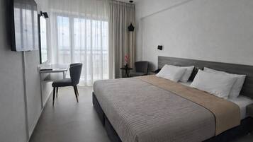 In-room safe, desk, blackout drapes, free WiFi