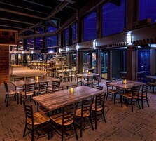 Café da manhã, almoço e jantar; culinária regional 