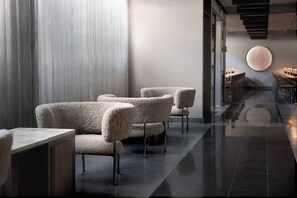 Lobby sitting area - Hotel Hans (Frederiksberg)