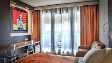 Superior Double Room | 1 bedroom, premium bedding, minibar, in-room safe