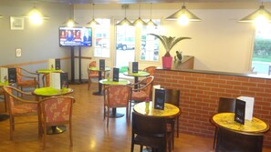 Bar (in der Unterkunft)