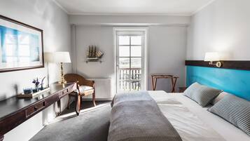 Premium Double Room, 1 Double Bed, Non Smoking, Sea View | Individually decorated, desk, soundproofing, iron/ironing board