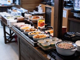 Breakfast served, Fusion cuisine