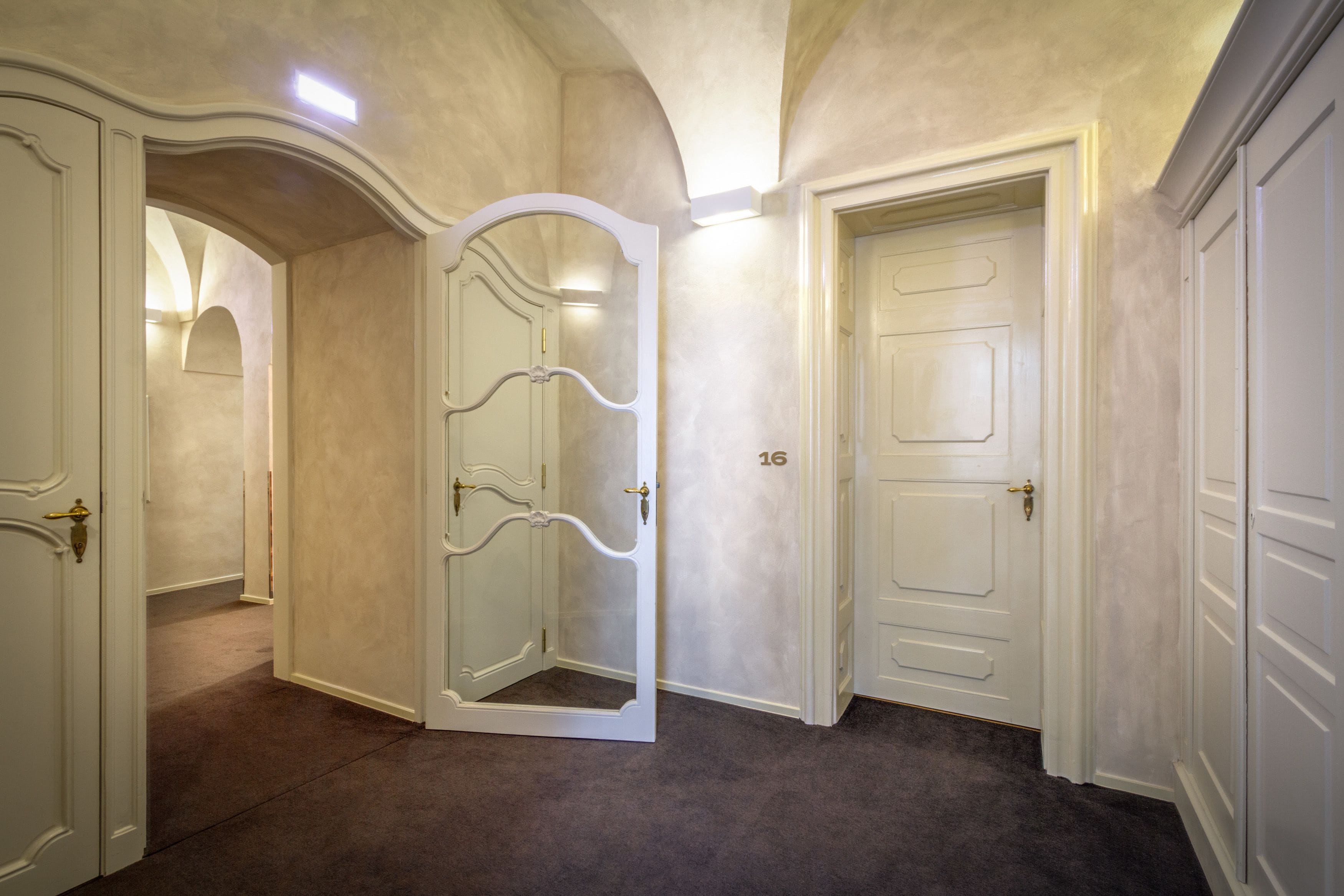 deluxe quadruple room | floor plan