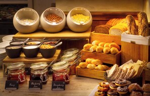 Breakfast area - Hotel Golden Star (Prague)