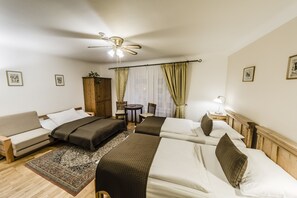 In-room safe, desk, iron/ironing board, free WiFi