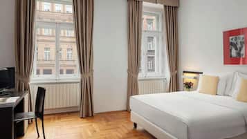 1 bedroom, premium bedding, minibar, in-room safe