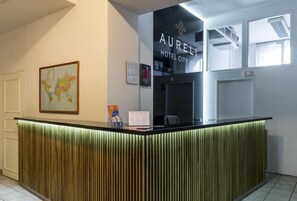 Lobby - City Inn (Prague)
