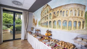 Café da manhã com buffet todos os dias mediante uma taxa