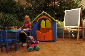 Children's play area - indoor - Hotel Roma Prague (Prague)