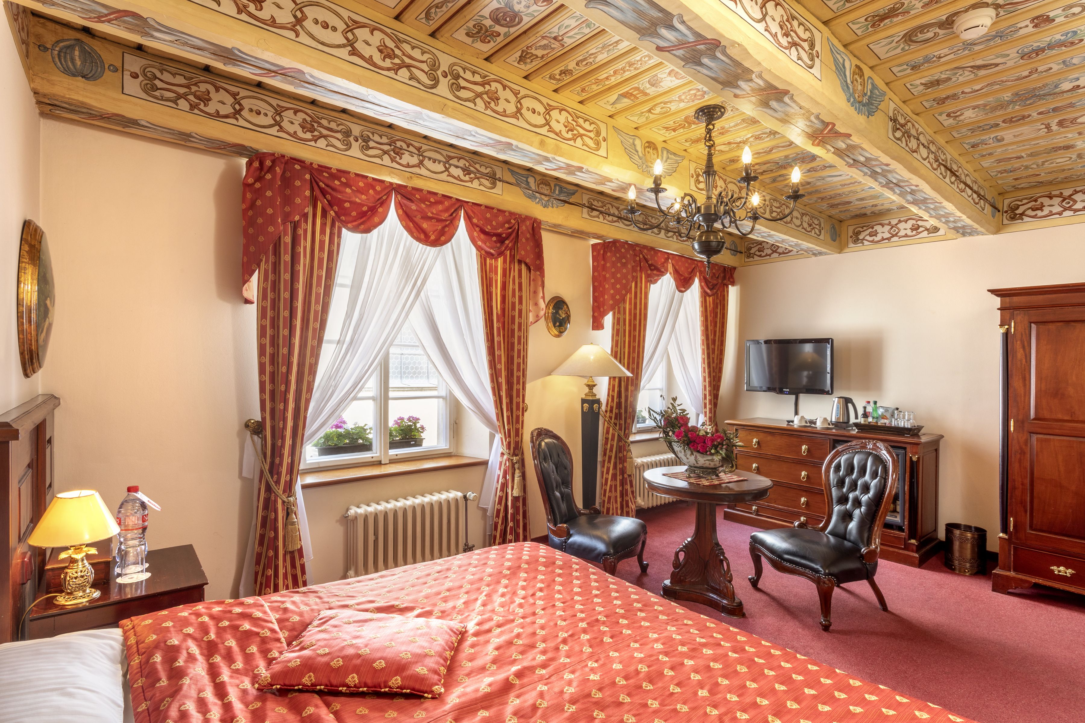 standard room | in-room safe, blackout curtains, iron/ironing board, free wifi