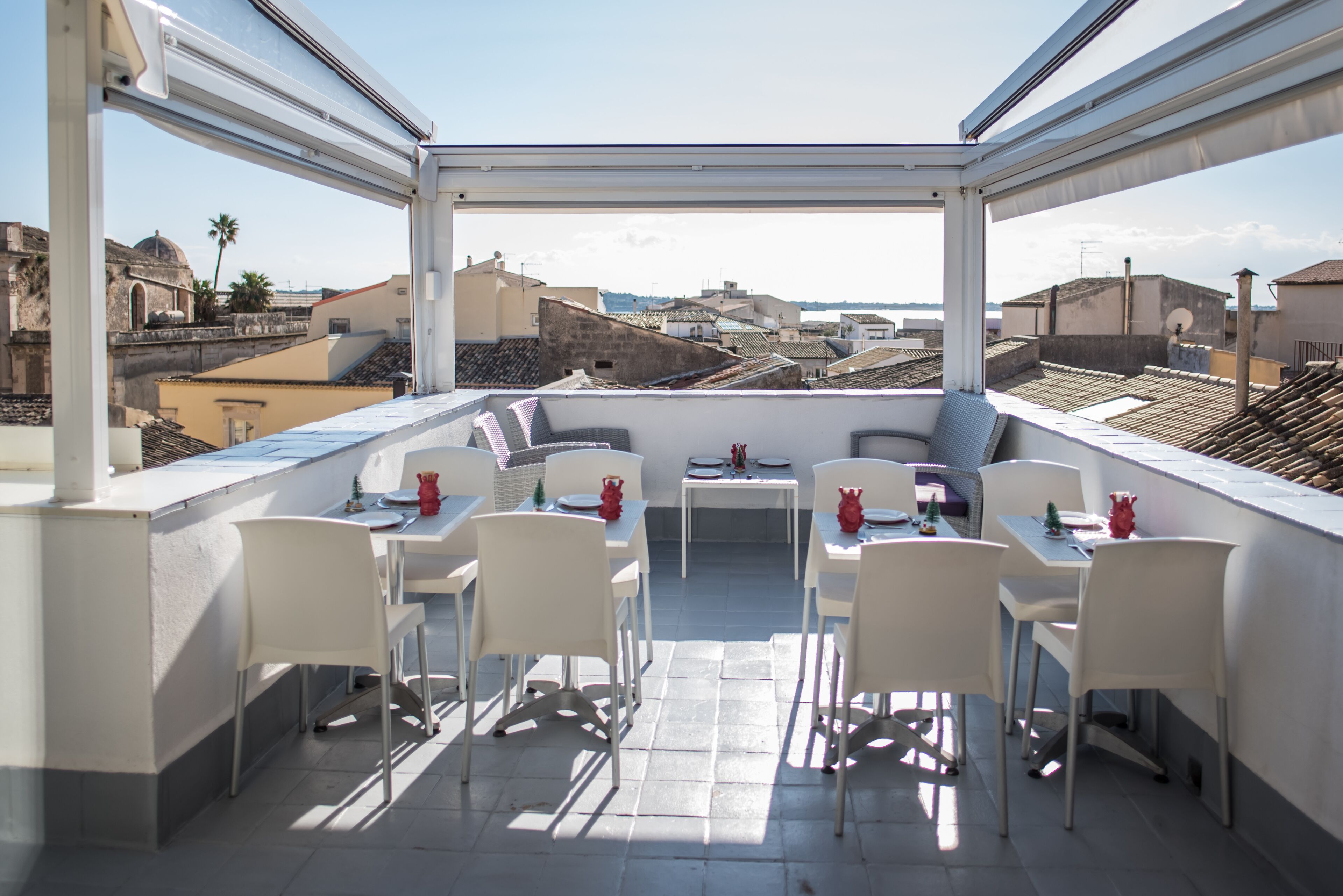 Café da manhã com pratos da culinária local grátis todos os dias