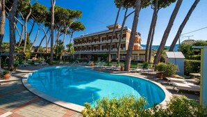 Exterior - Hotel le Pleiadi (Forte dei Marmi)