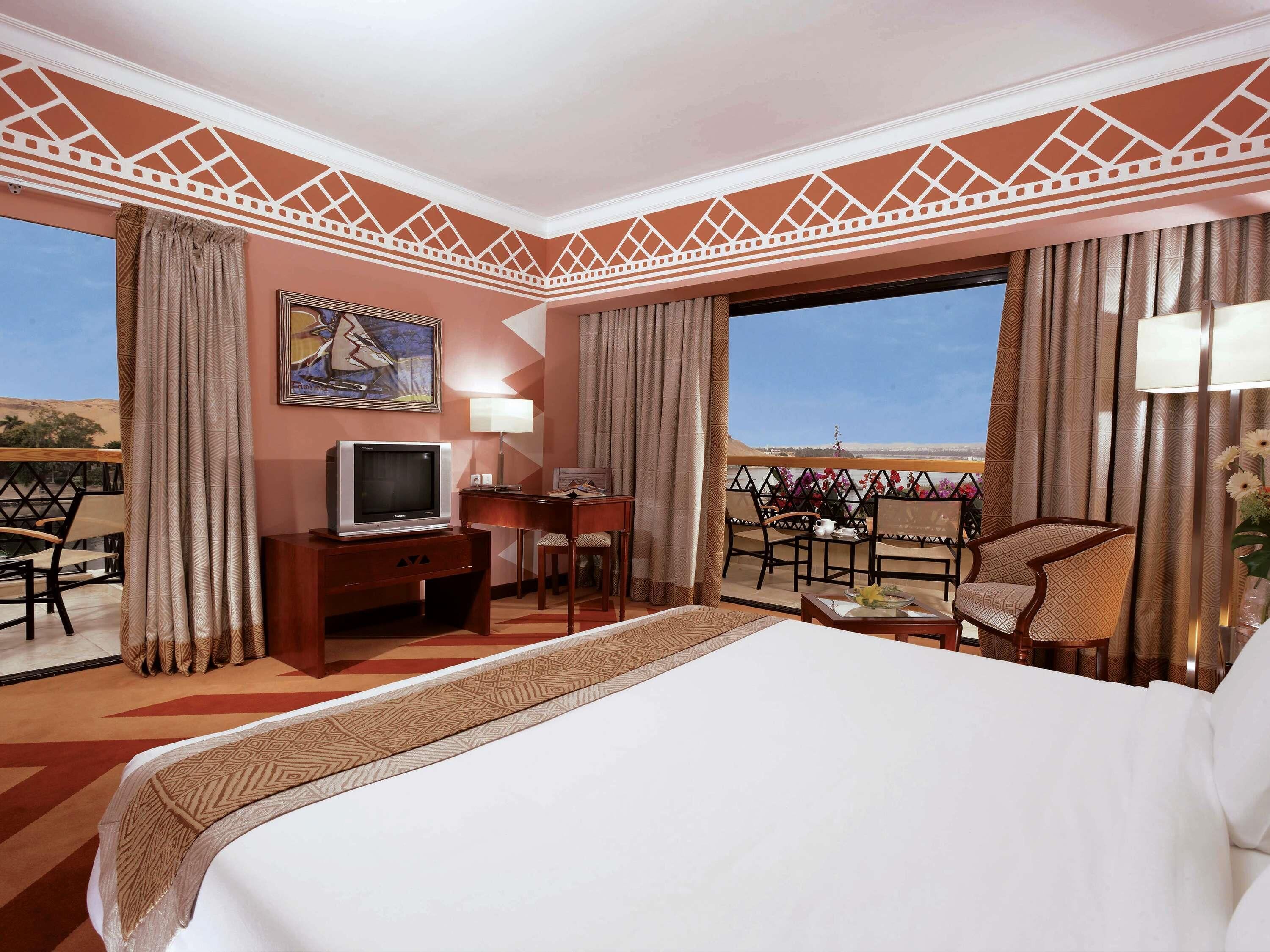 Superior Room, 1 King Bed (Nile View) | Premium bedding, Select Comfort beds, minibar, in-room safe