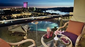 Habitación Deluxe con 2 camas individuales (Nile View (Elephantine Wing) | 1 dormitorio, ropa de cama de alta calidad, colchones Select Comfort