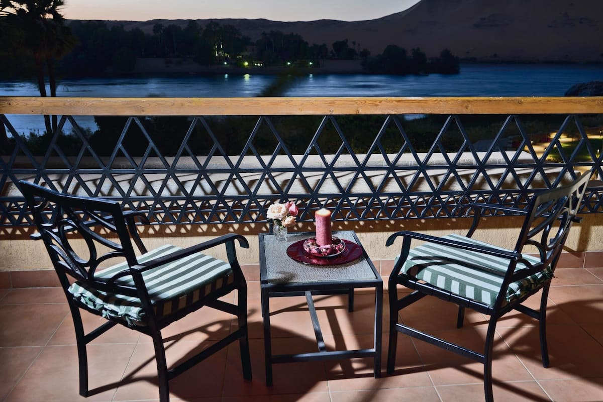 1 bedroom, premium bedding, Select Comfort beds, minibar