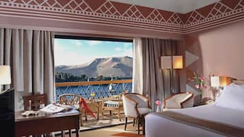 Superior Room, 1 King Bed (Nile View) | 1 bedroom, premium bedding, Select Comfort beds, minibar