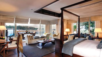 Royal Villa | 1 bedroom, premium bedding, Select Comfort beds, minibar