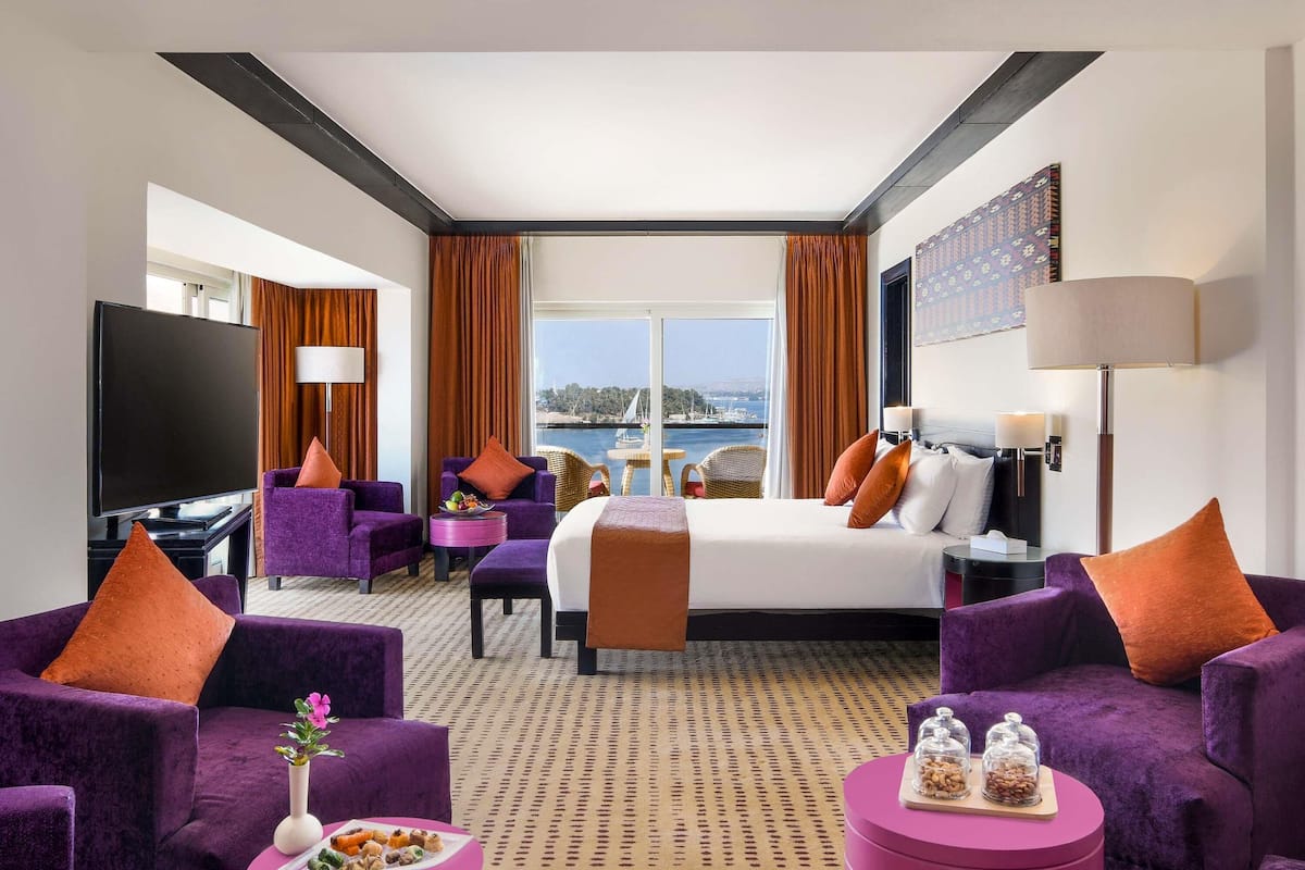Presidential Suite, 1 Double Bed | 1 bedroom, premium bedding, Select Comfort beds, minibar