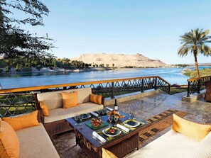 Royal Villa | 1 bedroom, premium bedding, Select Comfort beds, minibar - Mövenpick Resort Aswan (Aswan)