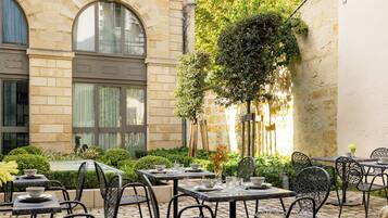 テラス / パティオ