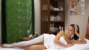 Sauna, steam room, hot springs, Turkish bath, mud baths