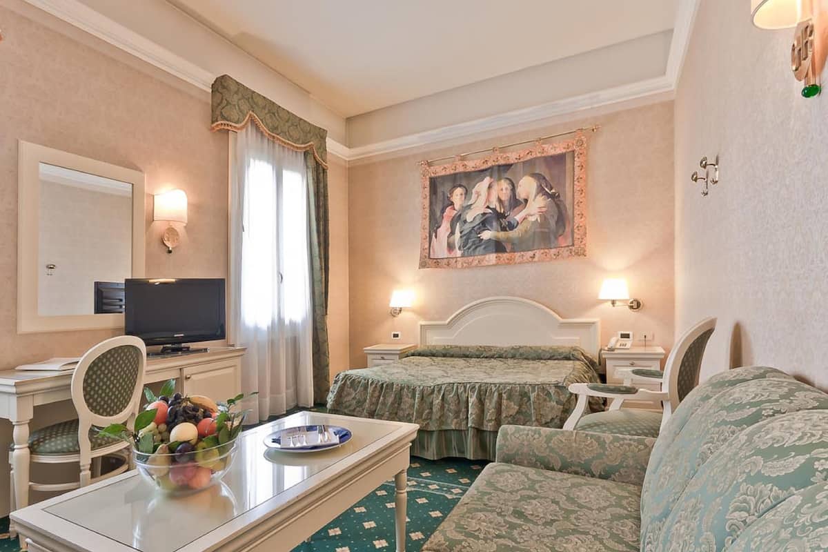 Down duvets, minibar, in-room safe, desk