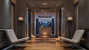 Sauna, bain Ă remous, hammam, soins corporels, bains de boue