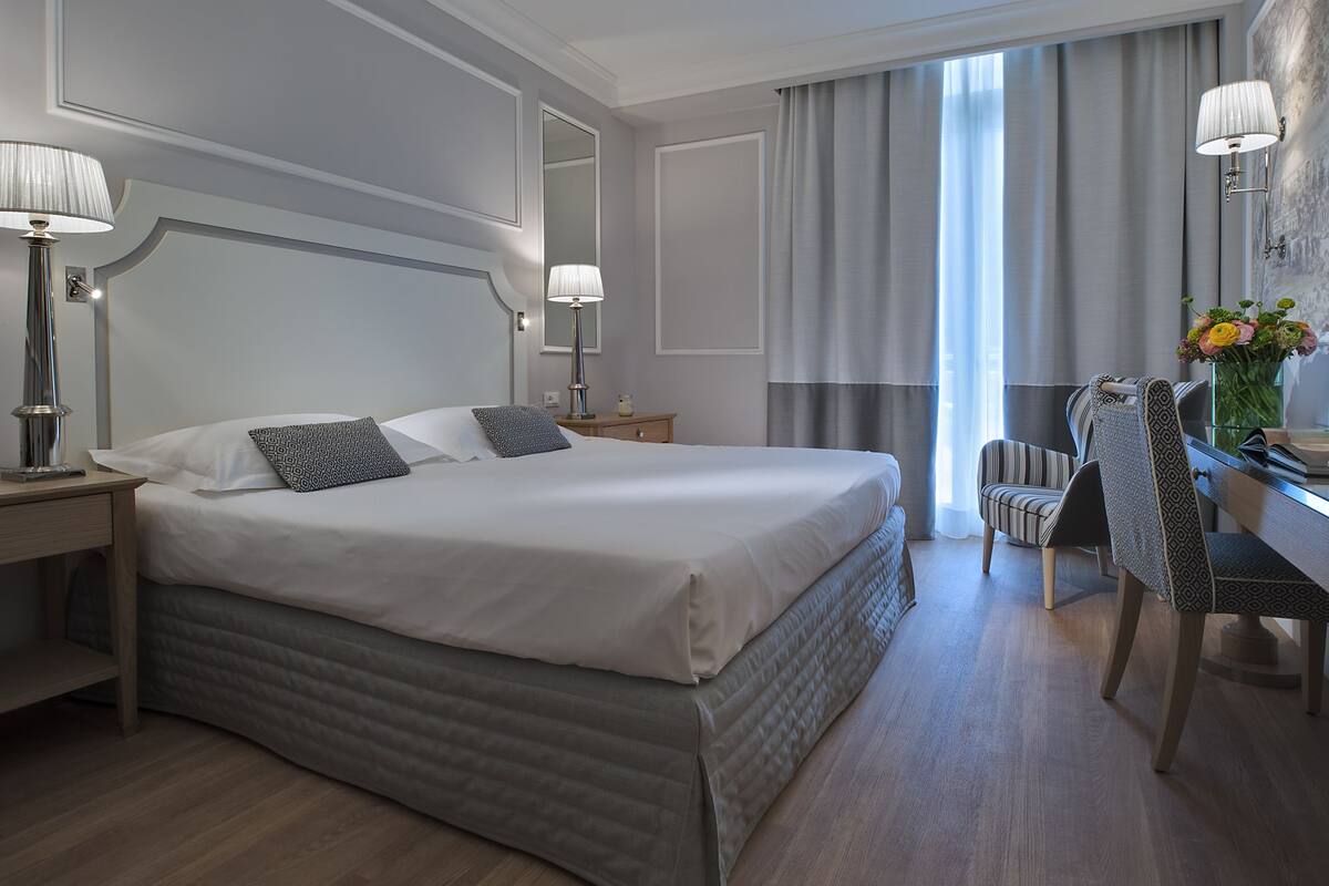 Minibar, in-room safe, desk, blackout curtains