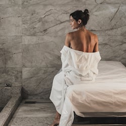 Sauna, hot tub, Turkish bath/hammam, body treatments, mud baths
