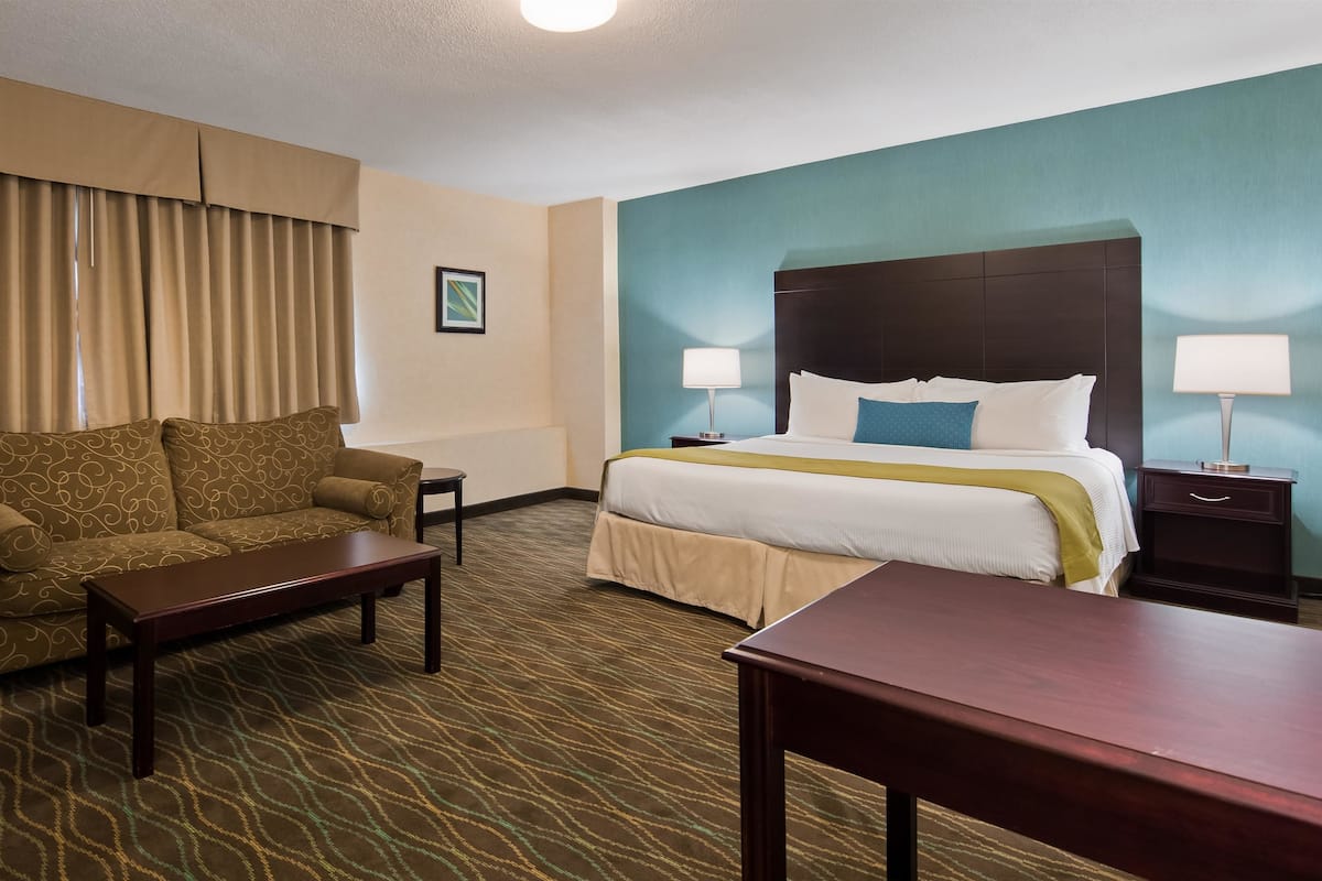 Desk, iron/ironing board, free cots/infant beds, free WiFi