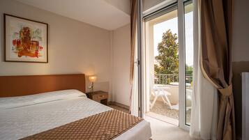 Minibar, caja de seguridad en la habitación, escritorio y wifi gratis