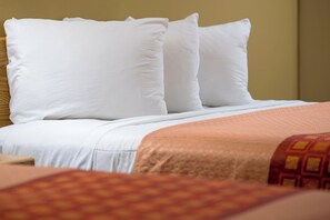 Standardrum - 2 queensize-sängar | Gratis wi-fi, sängkläder och rullstolsanpassning