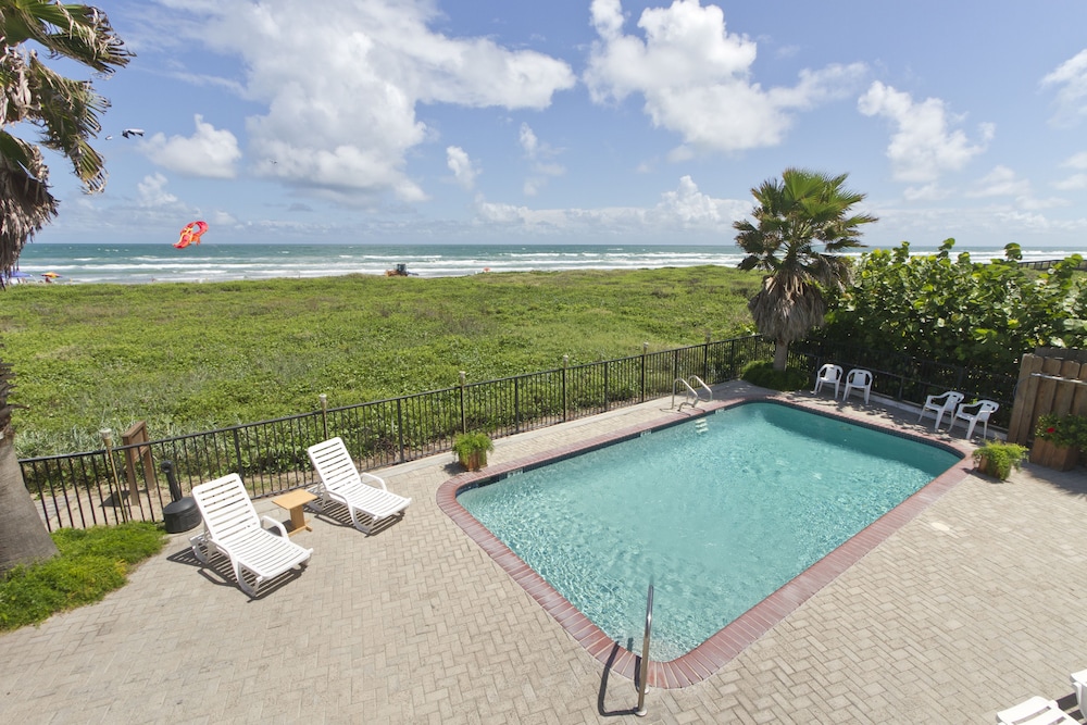 The Palms Resort by null