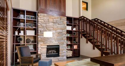 Country Inn & Suites by Radisson, Madison West, WI