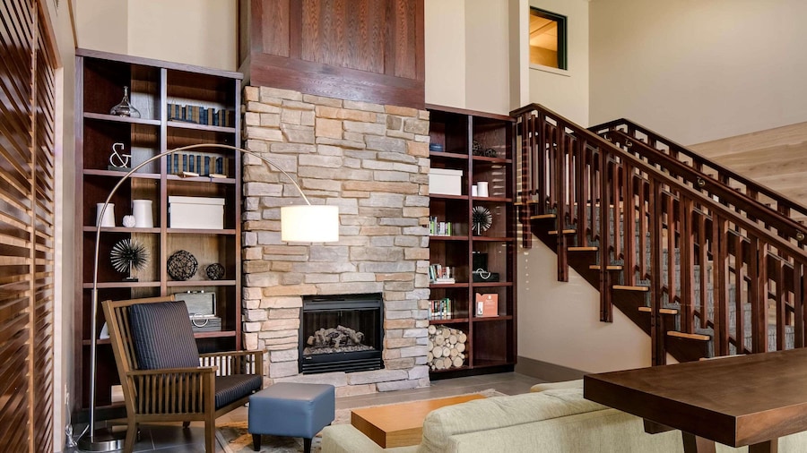 Country Inn & Suites by Radisson, Madison West, WI