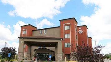 Mặt tiền nơi lưu trú